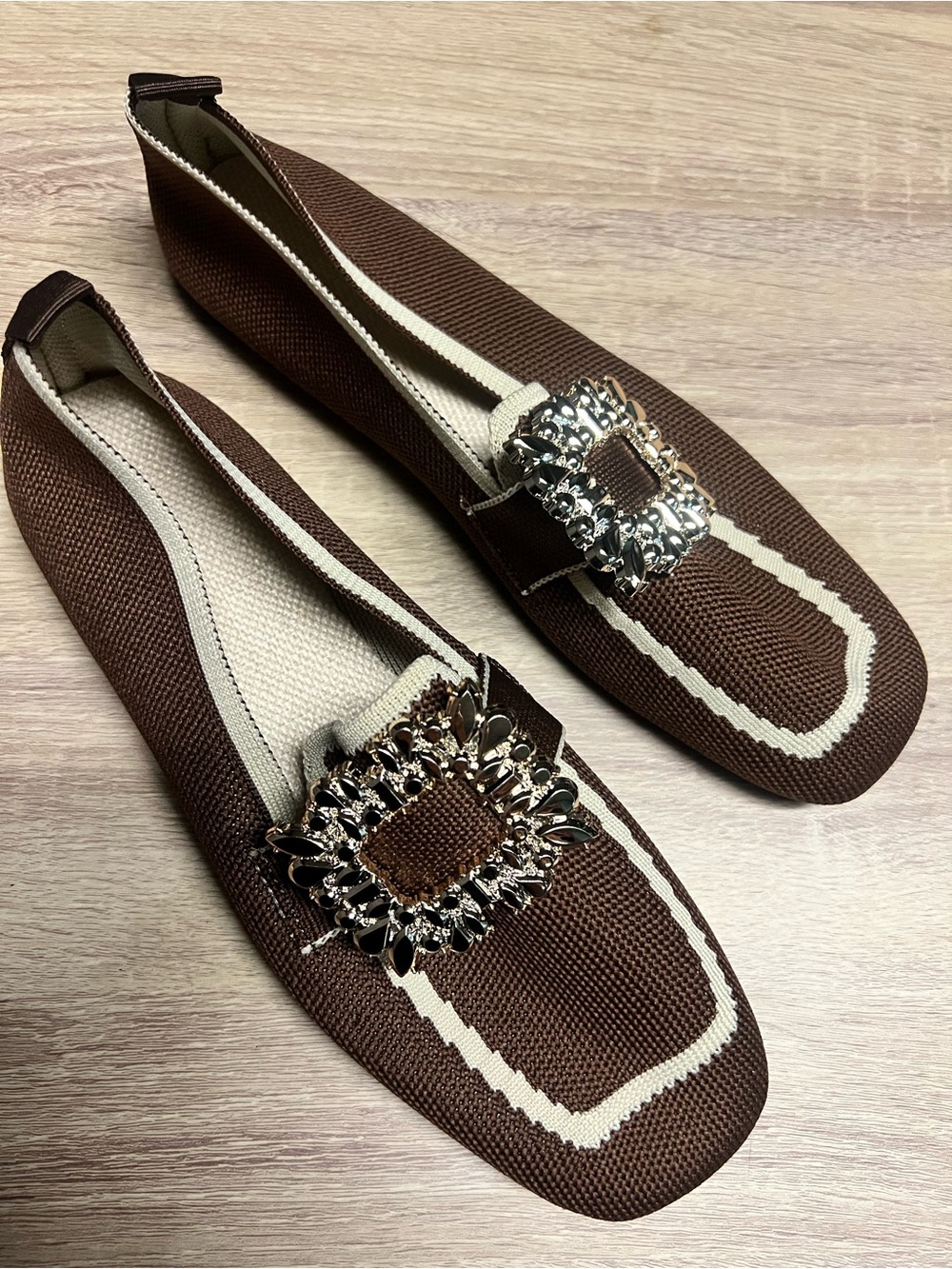 SHEIN Brown Knit Loafers with Cream Trim and Rhinestone Buckle